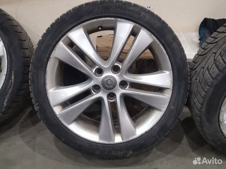 R18 Hankook Winter I'Pike RS W419 225/45, PCD 5x115 DIA 70.2