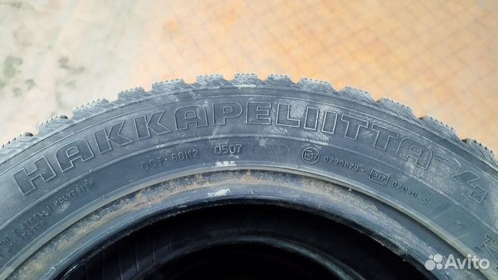 Nokian Tyres Hakkapeliitta 4 185/60 R14 82T