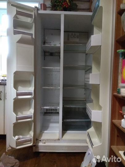 Холодильник side by side