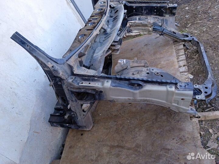 Лонжерон передний правый Land Rover Range Rover