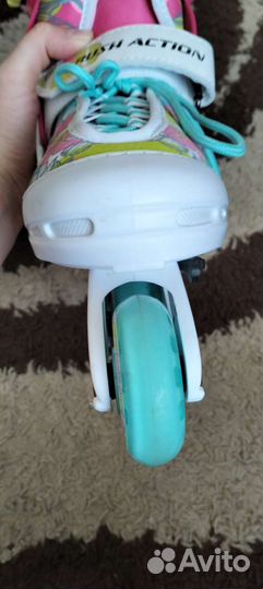 Роликовые коньки