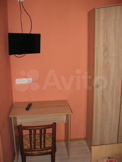 Комната 11 м² в 3-к., 1/1 эт.