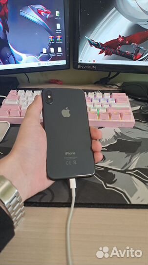 iPhone X, 64 ГБ