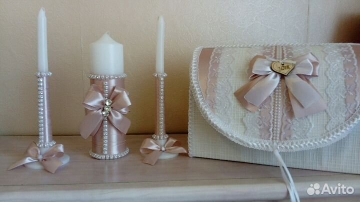 Казна, стаканы, свеча