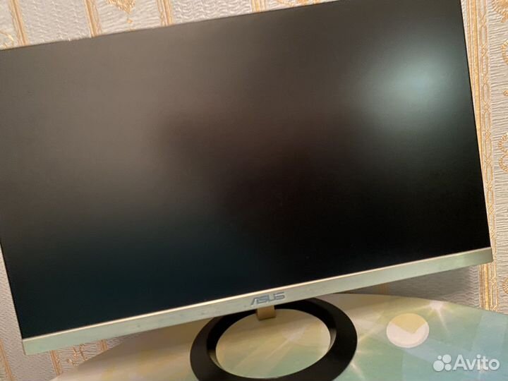 Монитор для компьютера бу в отличном состоянии