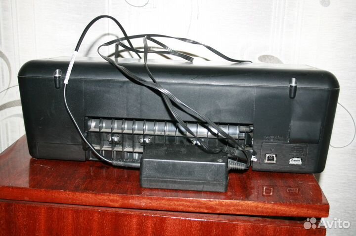 Принтер HP Deskjet D2460