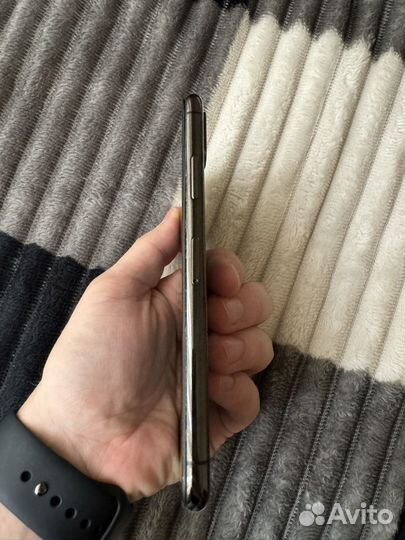iPhone X, 64 ГБ