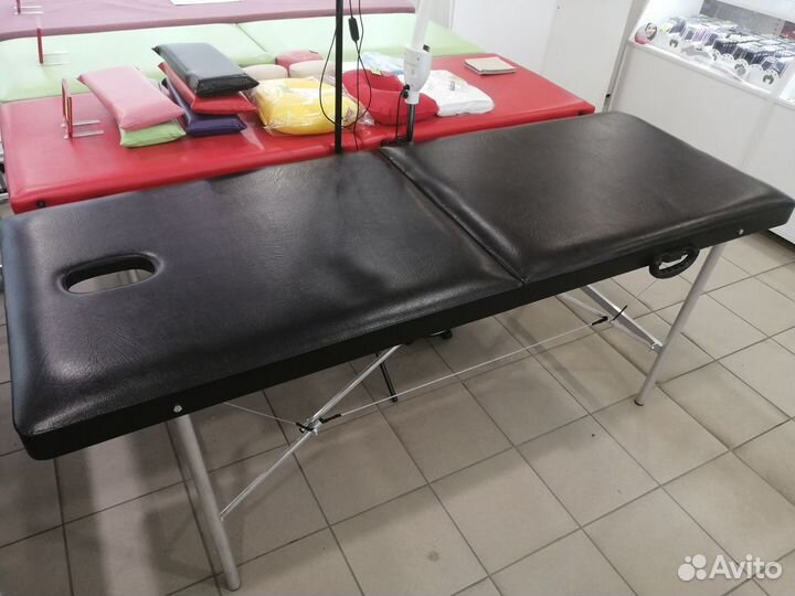 Косметологическая кушетка