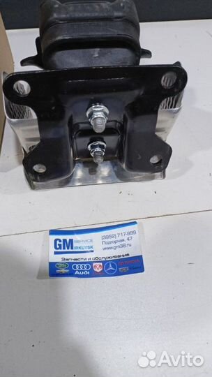 Подушка двигателя Cadillac Escalade