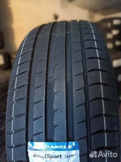 Triangle EffeXSport TH202 245/45 R17 99Y