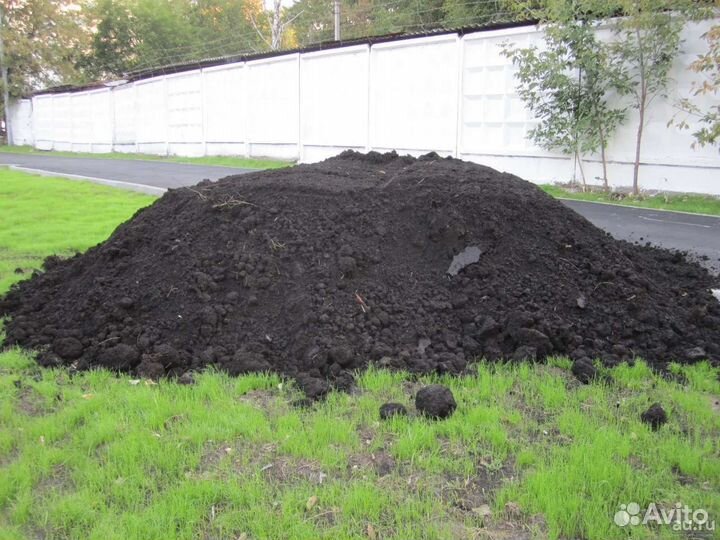 Чернозем, земля. Плодородный грунт