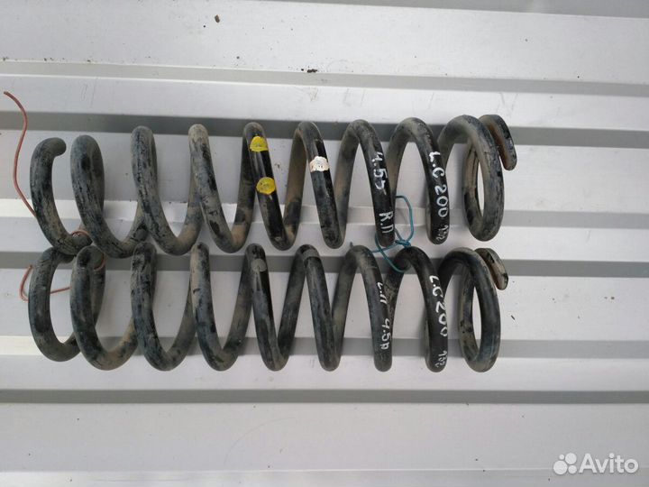 Пружины передние Toyota Land Cruiser 200