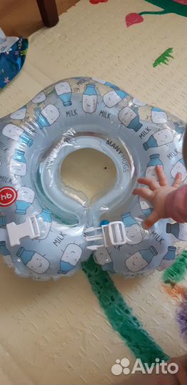Круг для купания и горка для купания