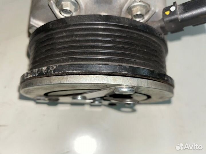 Компрессор кондиционера Volvo S60