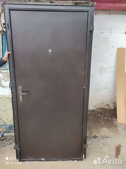 Приютово дверь металлическая входная