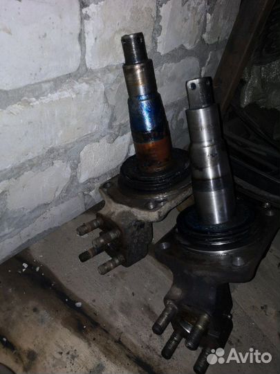 Передняя балка, ступицы Foton 1129