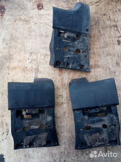 Land Rover Range Rover 405 крепление молдинга крыл