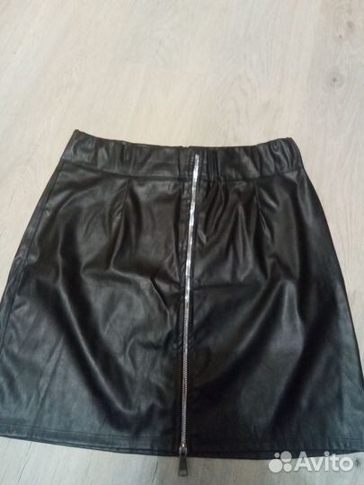 Юбки кожаные