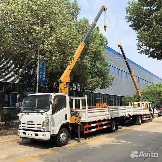 Isuzu Elf с КМУ, 2024