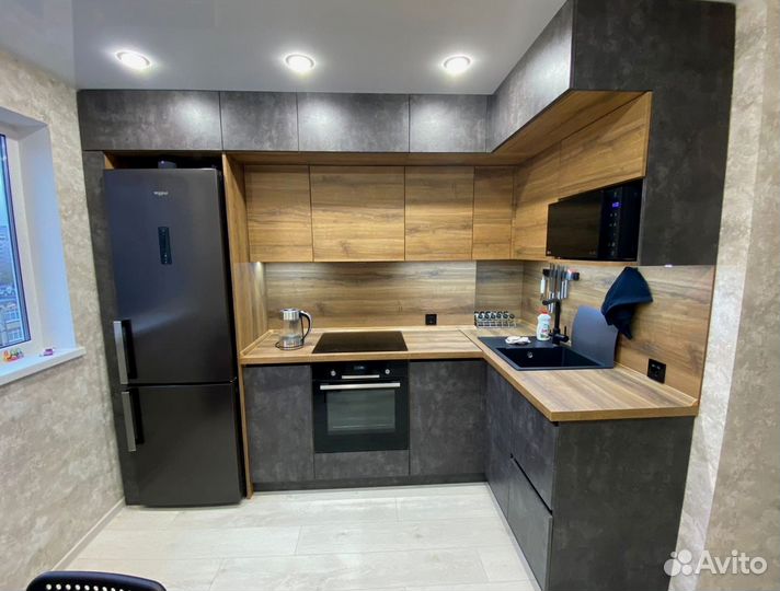 Кухонный гарнитур угловой современный