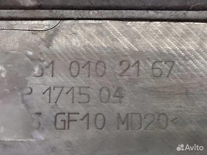 Крышка двигателя декоративная w204 C-class 651