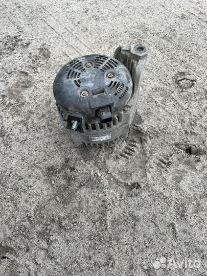 Генератор BMW X5 F15 2017 год