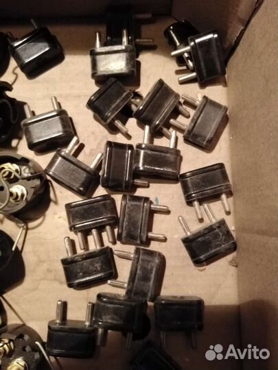 Фонарь сигнальный, держатель предохранителей