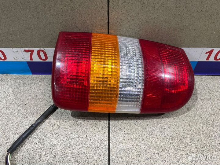 Фонарь задний левый Chevrolet Blazer S15