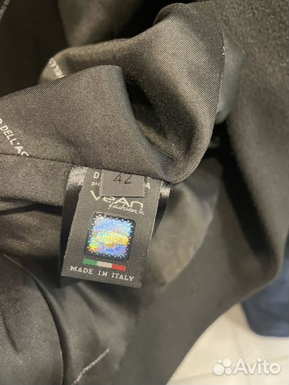 Пальто alessandro dell'acqua