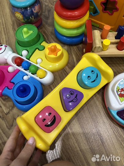 Развивающие игрушки пакетом