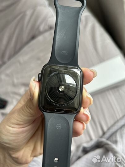 Часы Apple Watch SE 44mm
