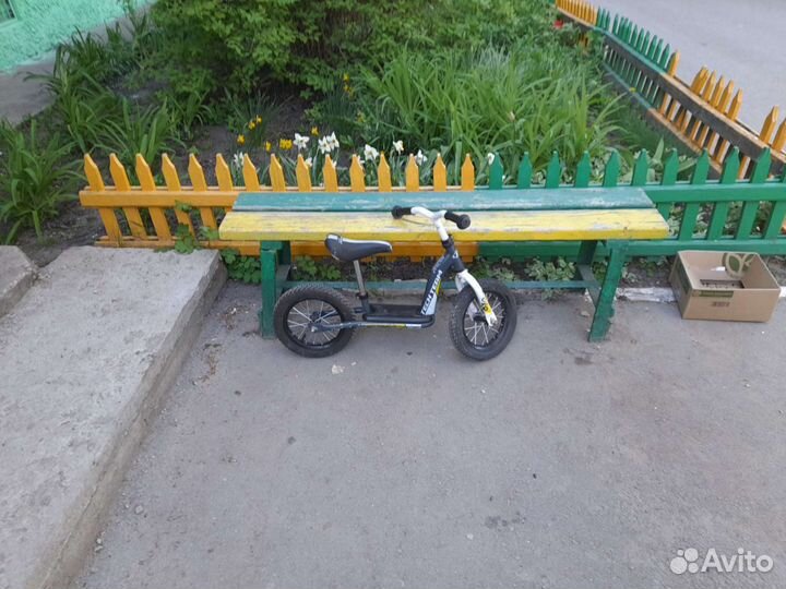 Беговел детский бу