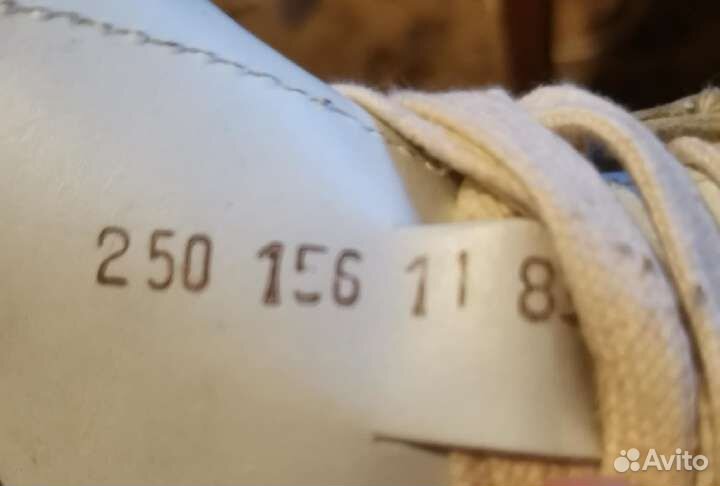 Продам коньки