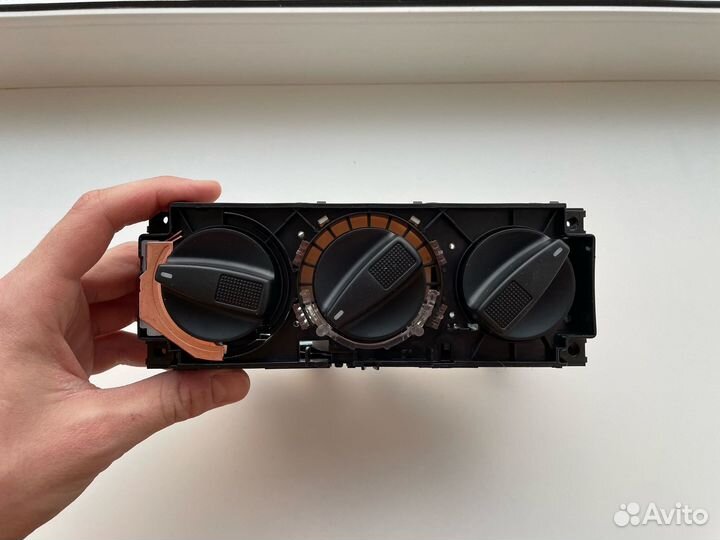 Блок управления печкой VW Golf 3, Passat B3,B4