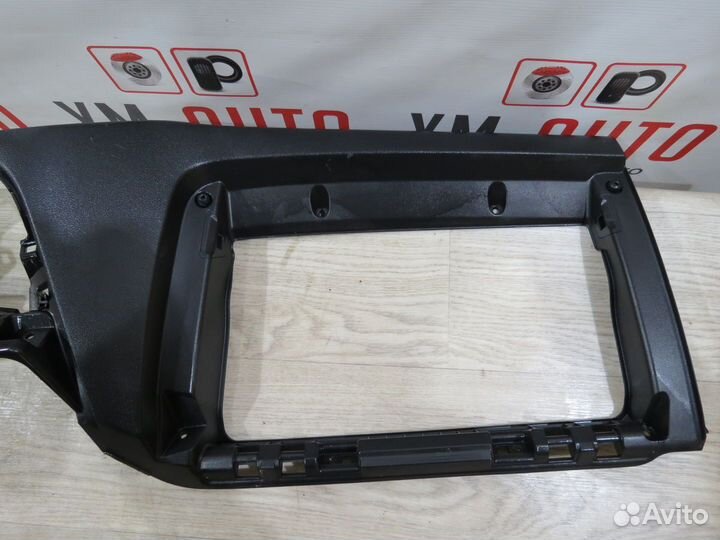 Накладка торпедо Hyundai Solaris 2