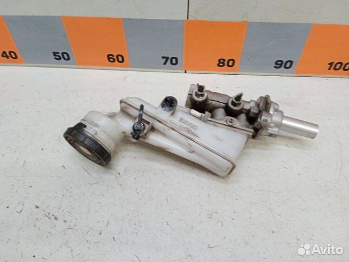Цилиндр тормозной главный Chevrolet Trailblazer