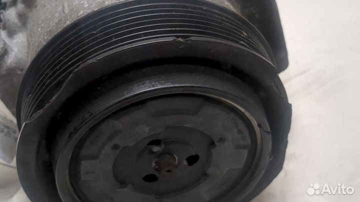 Компрессор кондиционера Renault Megane 3