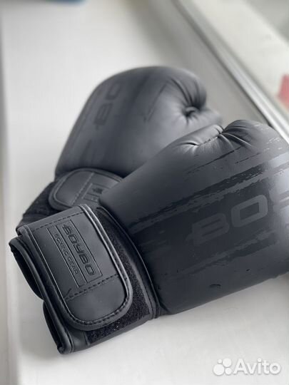 Боксерские перчатки 8 oz