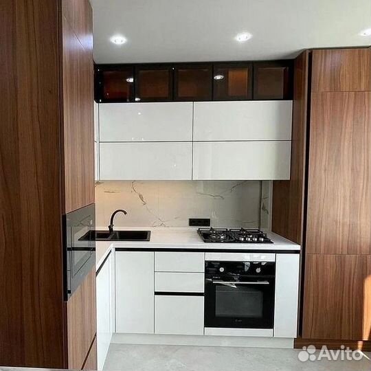 Современная стильная кухня