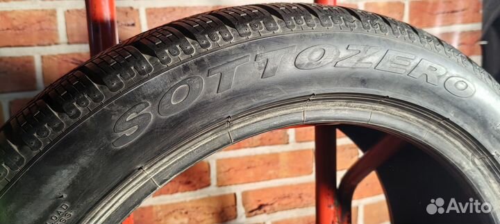 Pirelli Winter Sottozero 240 Serie II 245/45 R19 102V