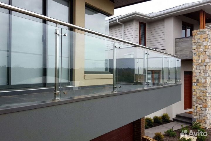 Ограждения из стекла без посредников