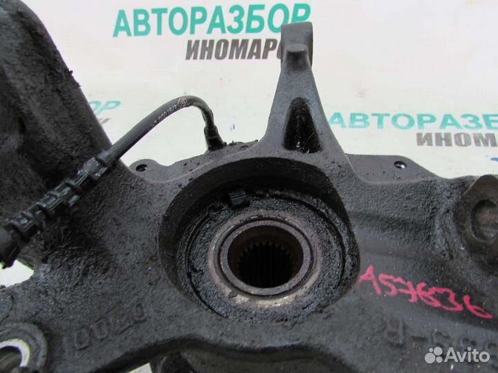 Кулак поворотный передний правый для Renault Fluen