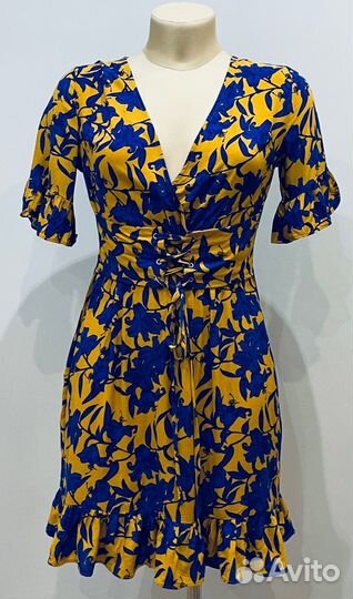 Яркое красивое платье PLT