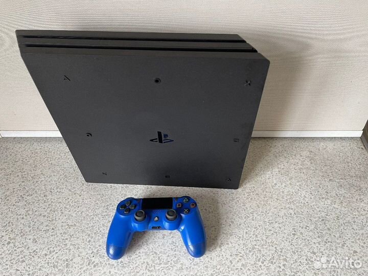 Sony Playstation 4 Pro + игры