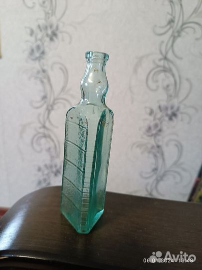 Старинные бутылочки