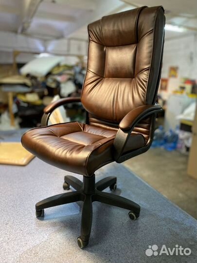 Компьютерное кресло