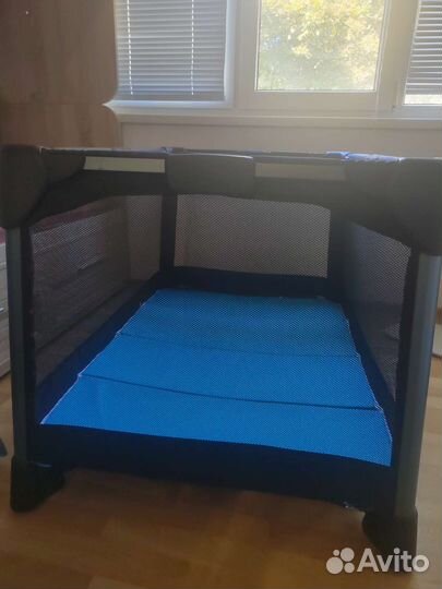 Манеж детский 4moms breeze 5 plus