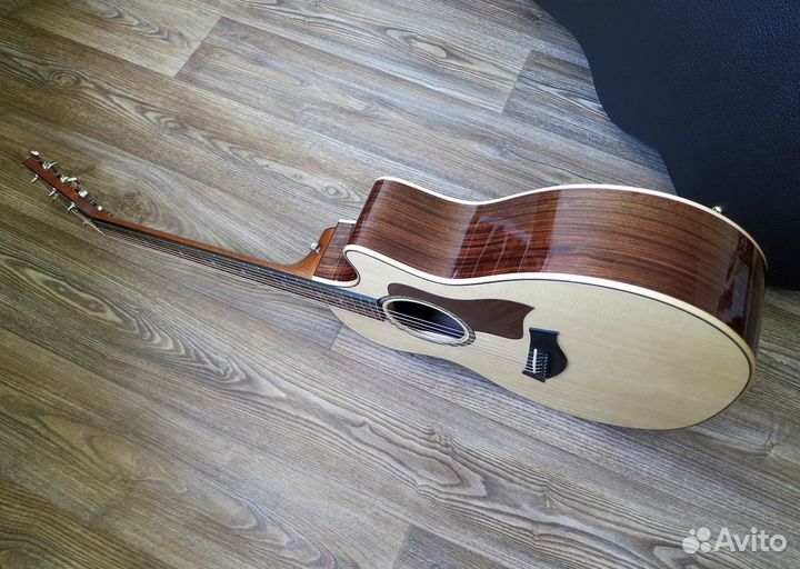 Taylor 814ce V-Class (Made in USA)