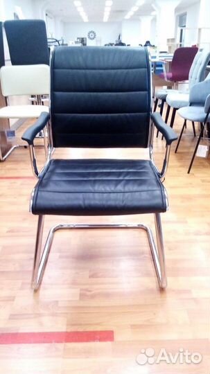 Конференц-кресло Бюрократ