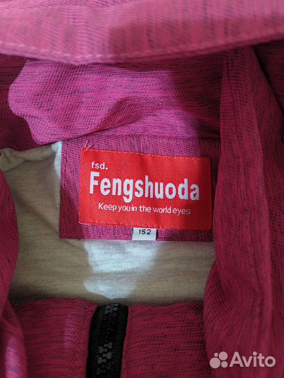 Куртки на девочку